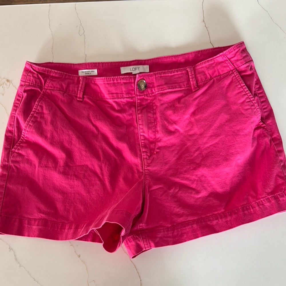 LOFT Women's Pink Shorts